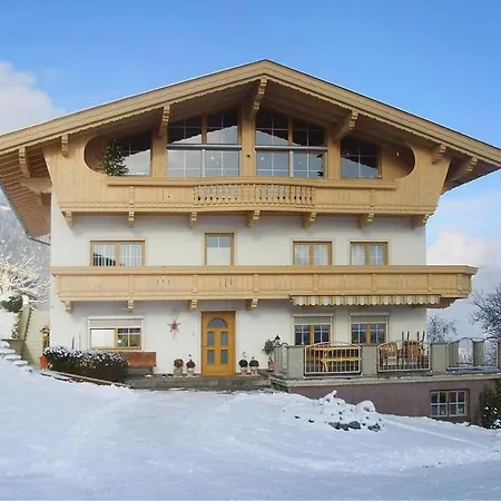 Flat Lechenhof, * Fügen